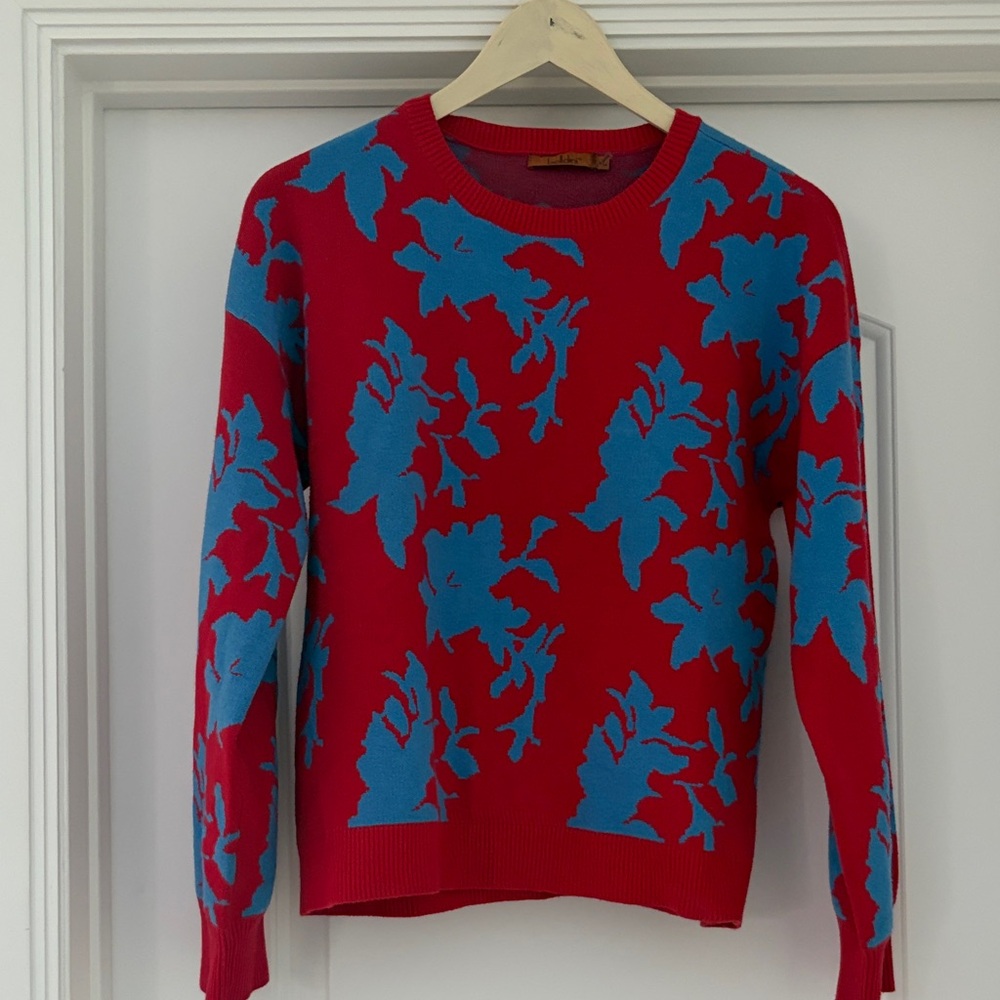 Belldini Red and Blue Floral Sweater size Large